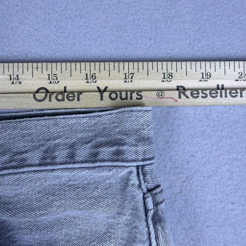 Levis 501 Jeans Mens 35x34 (32) Gray Denim Button Fly Classic Original Straight